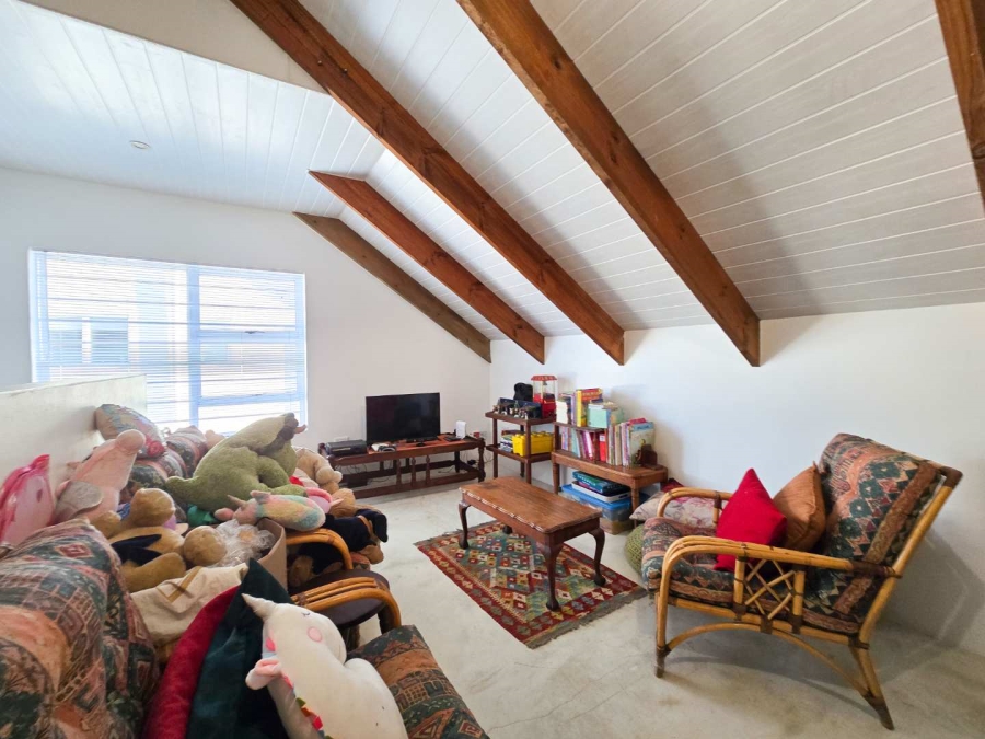 3 Bedroom Property for Sale in Stilbaai Wes Western Cape